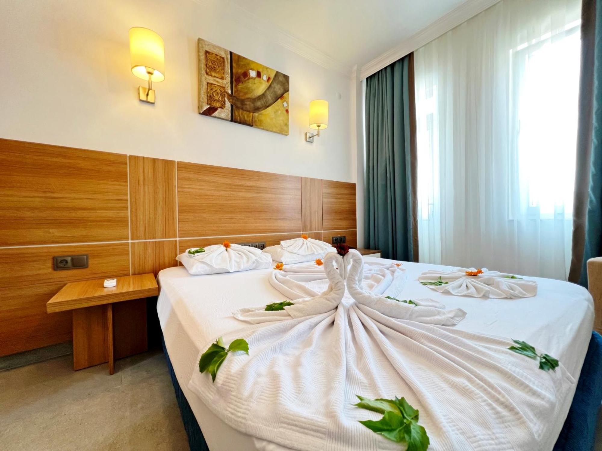 Akin Apart And Hotel Antalya Exterior photo